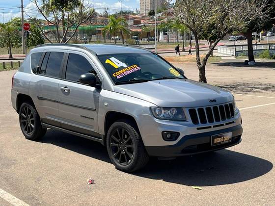 JEEP COMPASS 2.0 SPORT 4X2 16V GASOLINA 4P AUTOMÁTICO